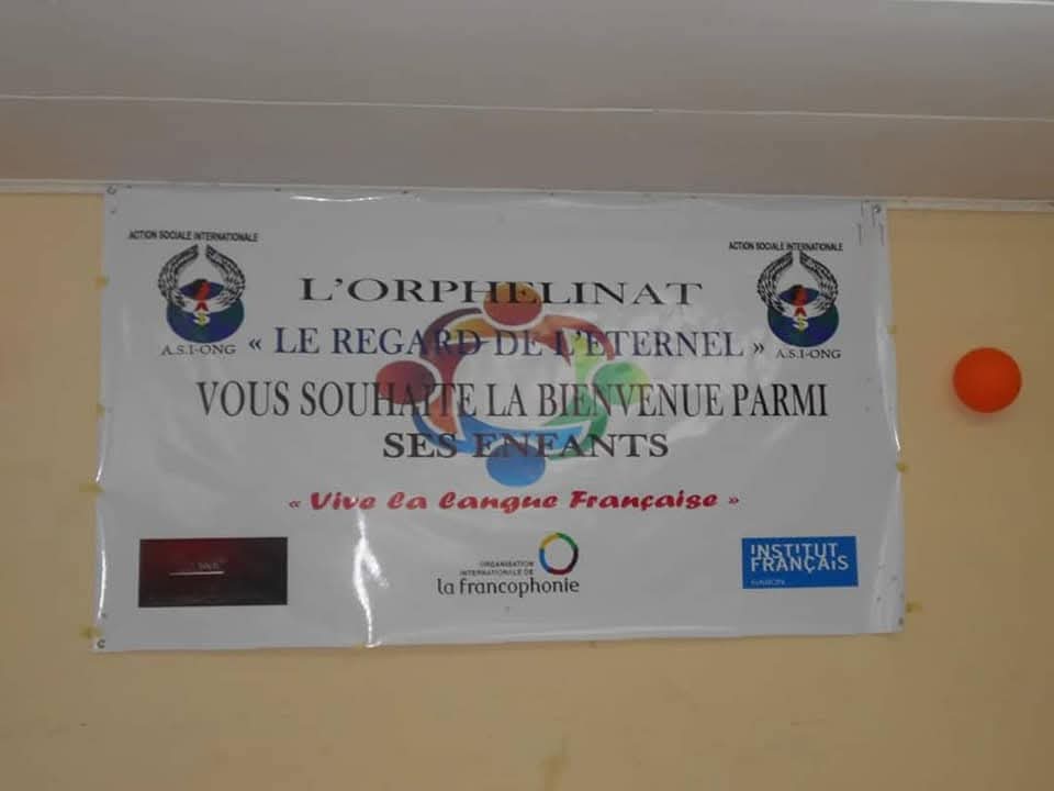 Bannière de l'orphelinat Le Regard de l'Éternel, ASI-ONG
